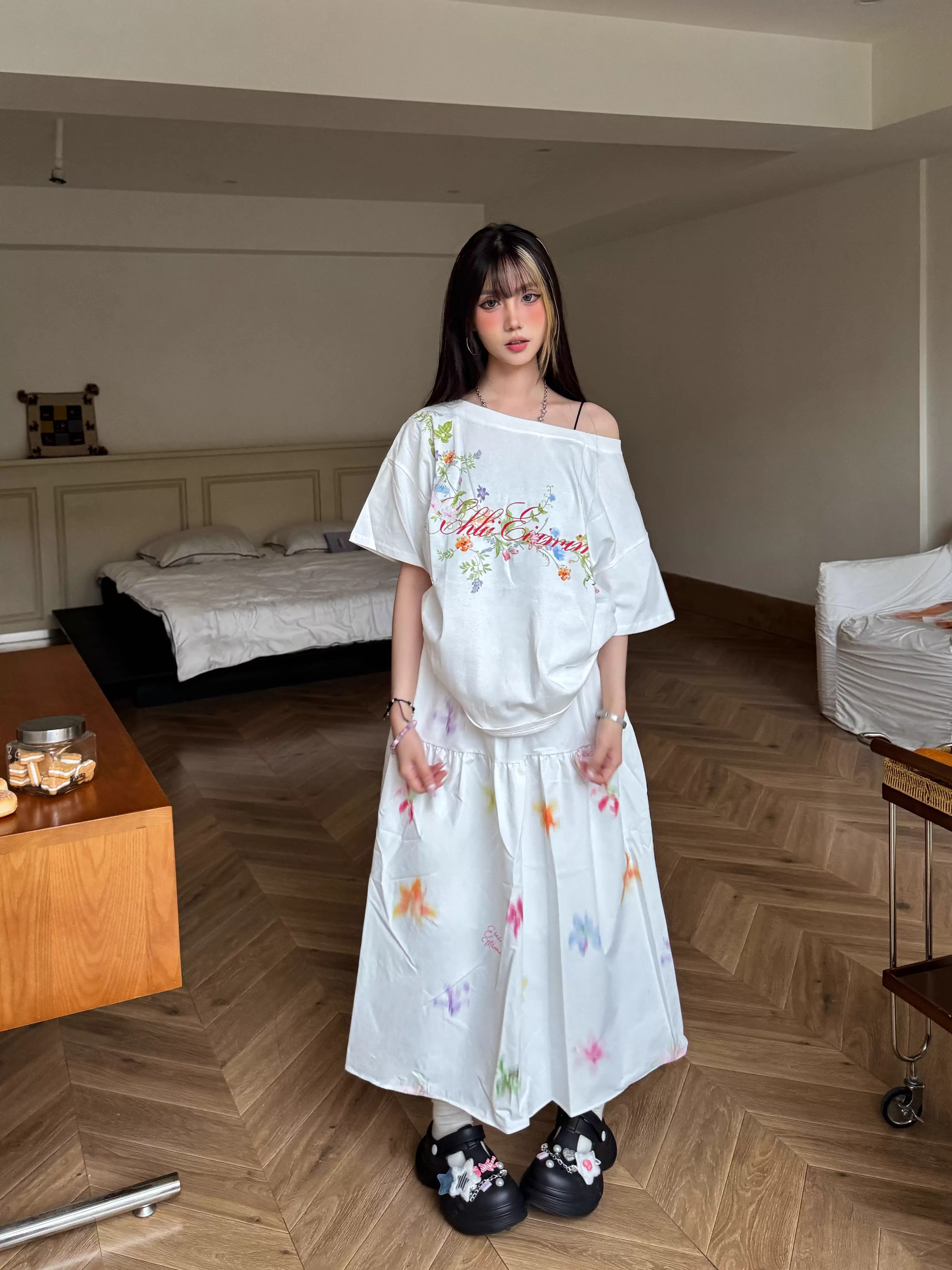 Floral Off-Shoulder Short Sleeve T-Shirt - Women's Casual Summer Top with Vine Design - Vintage Inspired 90s Style