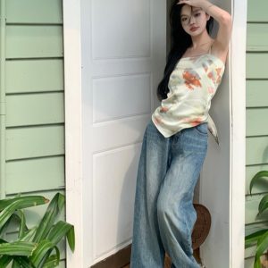 Floral Sexy Top for Women - Perfect for Beach Photography, Travel, and Vacation - Trendy Design for Summer Outfits