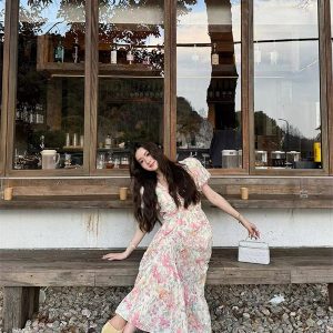 Floral V-Neck Bubble Sleeve Dress for Women - Summer Pleated Long Skirt with Temperament Style, Perfect for Y2K and Korean Fashion Trends