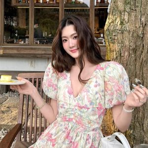 Floral V-Neck Bubble Sleeve Dress for Women - Summer Pleated Long Skirt with Temperament Style, Perfect for Y2K and Korean Fashion Trends