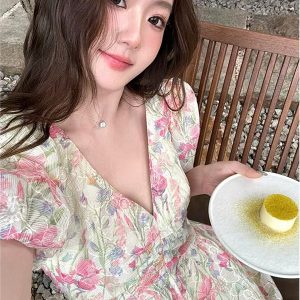 Floral V-Neck Bubble Sleeve Dress for Women - Summer Pleated Long Skirt with Temperament Style, Perfect for Y2K and Korean Fashion Trends