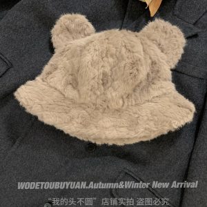 Fluffy Tiger Hat with Cute Scarf and Gloves Set - Warm Fisherman Style Bear Design for Cozy Winter Fashion