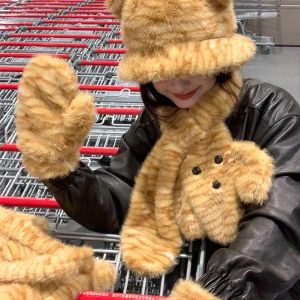 Fluffy Tiger Hat with Cute Scarf and Gloves Set - Warm Fisherman Style Bear Design for Cozy Winter Fashion