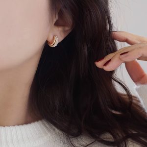 French Gold Half-Circle Zircon Star Stud Earrings - Unique Design, Elegant Ear Accessories for Chic Style