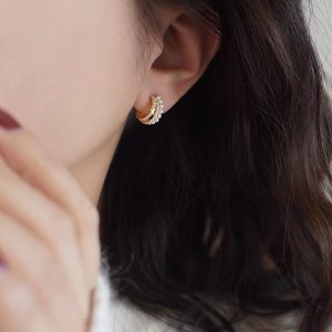 French Gold Half-Circle Zircon Star Stud Earrings - Unique Design, Elegant Ear Accessories for Chic Style