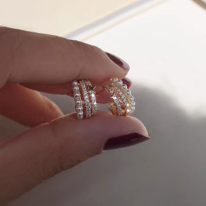 French Gold Half-Circle Zircon Star Stud Earrings - Unique Design, Elegant Ear Accessories for Chic Style