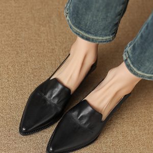 French-Style Pointed Toe Chunky Heel Slip-On Shoes for Women, Retro Mid-Heel Leather Grandma Shoes, Sizes 40-41