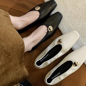 French-Style Sheepskin Square-Toe Flats for Women, Ultra-Soft Comfort Loafers with Metal Buckle, Perfect for Spring and Autumn