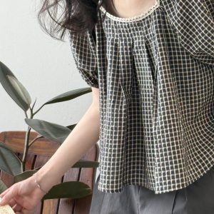French-Style Square Neck Lace Patchwork Checkered Short Sleeve Shirt for Women - Loose Fit Summer 2025 Top, Perfect for Belly Coverage