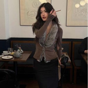 Fur Collar Knitted V-Neck Cardigan - High-End Sweater, Chic Korean Style Design for a Cozy, Stylish Look