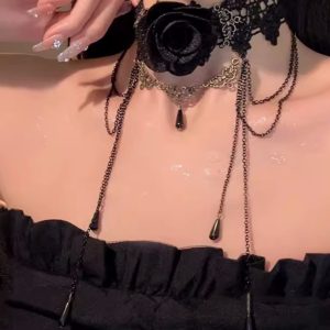 Gothic Retro Lace Fringe Choker Necklace for Halloween Cosplay - Dark Collarbone Chain Accessory
