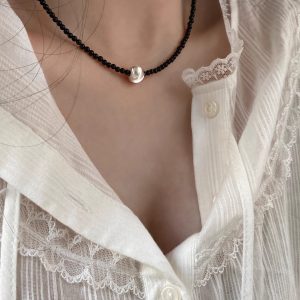 Gradient Silk Gloss Cat Eye Necklace with Silver Ball and Natural Black Agate Clavicle Chain – Chic Statement Jewelry for Modern Style
