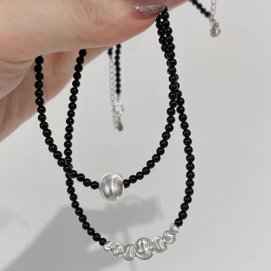 Gradient Silk Gloss Cat Eye Necklace with Silver Ball and Natural Black Agate Clavicle Chain – Chic Statement Jewelry for Modern Style