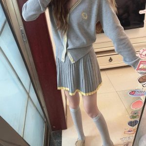 Gray V-Neck Knitted Cardigan and Pleated Skirt Set for Women – Chic Long Sleeve Dress for Autumn and Winter Fashion