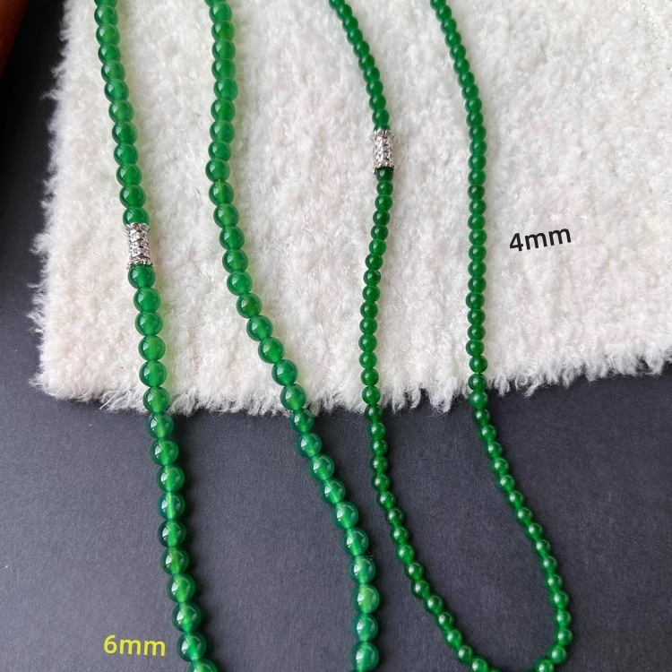 Green Agate Necklace for Women - S925 Silver Clasp, Niche Fashion Collarbone Chain, Elegant Jewelry for Every Occasion
