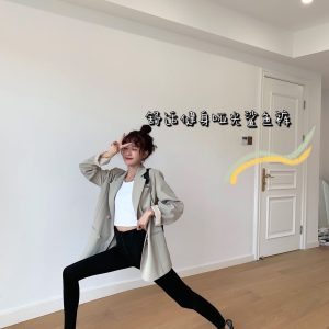 Green Second-Generation Shark Skin Yoga Pants with Waist-Cinching Slimming Effect - Ultra-Real Feedback Design for Ultimate Comfort