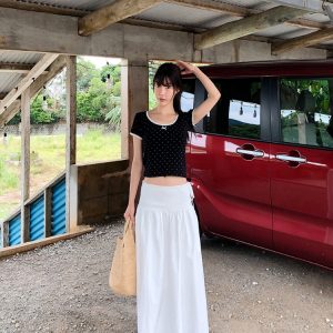 Handmade Floral Short Sleeve T-Shirt - Cute Slim Fit Korean Style Top for Sweet Casual Looks