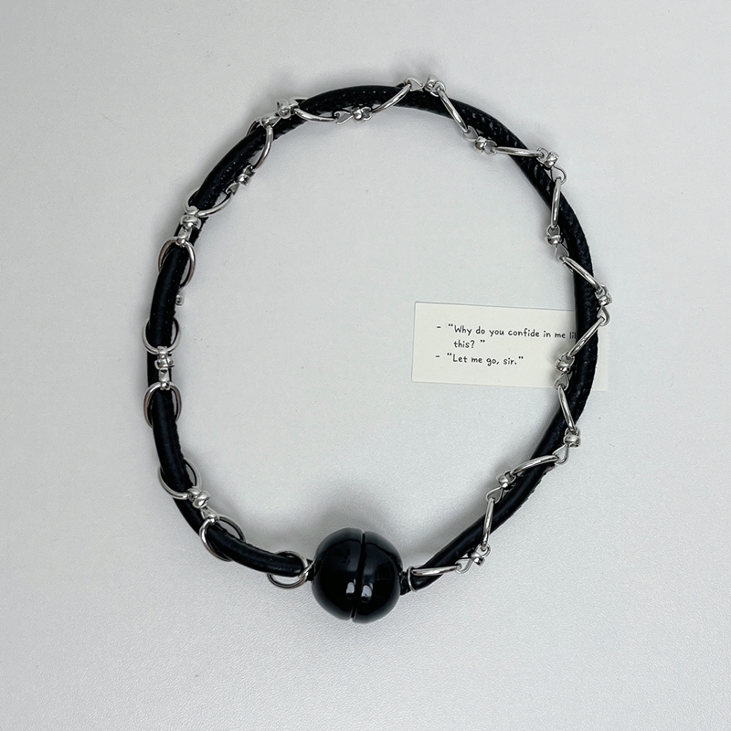 Handmade Leather Rope Chain Necklace, Spliced Design, European American Style, Sweet Cool High-End Choker for 2023 Fashion Trends