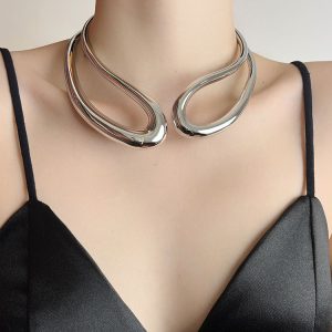 Heavy Industry Minimalist Metal Geometric Spring Collar Necklace - High-End Clavicle Chain for Women in Cold Style