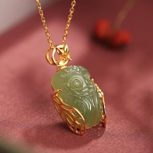 Hetian Jade Cicada Pendant for Women - Graduation Gift for Success, Good Luck Charm for College Entrance Exams