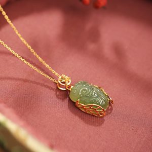 Hetian Jade Cicada Pendant for Women - Graduation Gift for Success, Good Luck Charm for College Entrance Exams