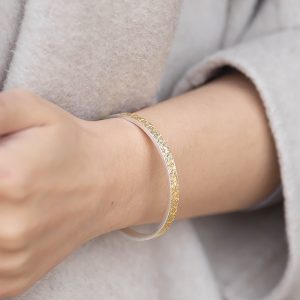 High-End 999 Silver Bracelet with Mirror Flower and Cherry Blossom Design - Light Luxury Chinese Style Shattered Ice Aesthetic