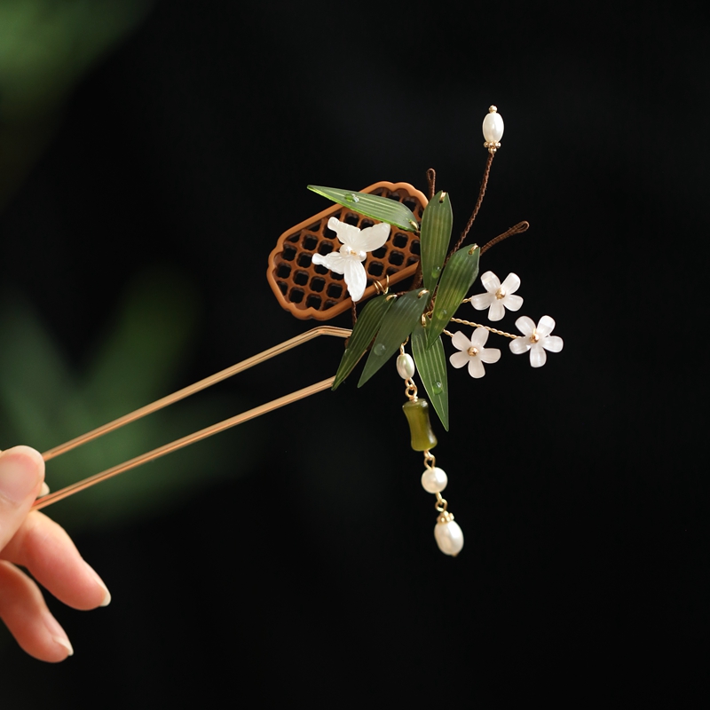 High-End Chinese Bamboo Hairpin for Qipao Updos - 2025 National Style U-Shaped Hair Clasp for Elegant Headwear