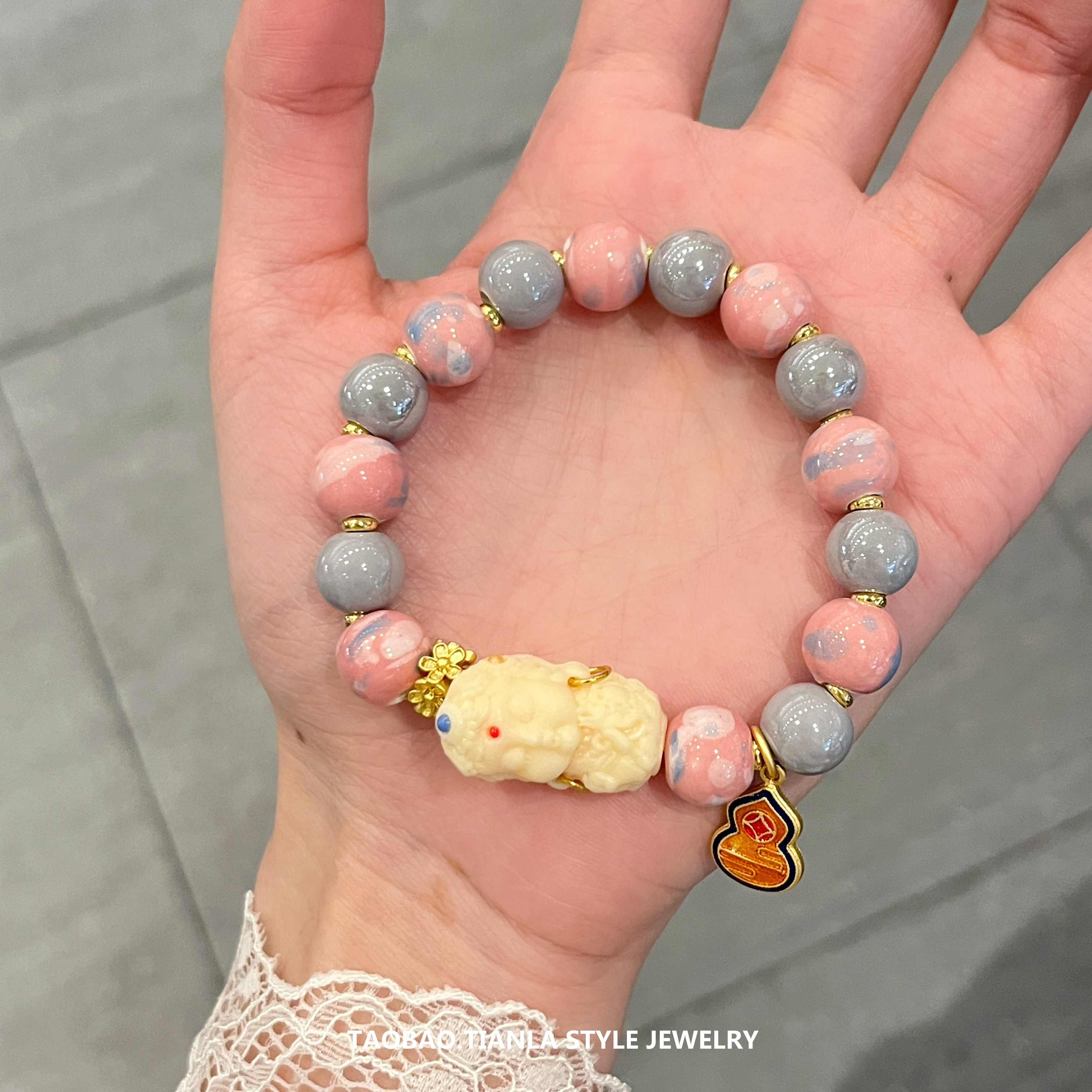 High-End Glass Bead Bracelet for Women, Bodhi Sandalwood Hand Accessory, Perfect Gift for Best Friend's Birthday, Boho Style