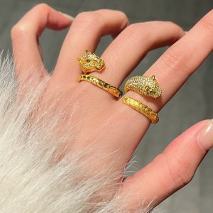 High-End Gold Leopard Ring for Women - Luxurious Old Money Style, Unique Design, Fashionable Light Luxury Index Finger Ring