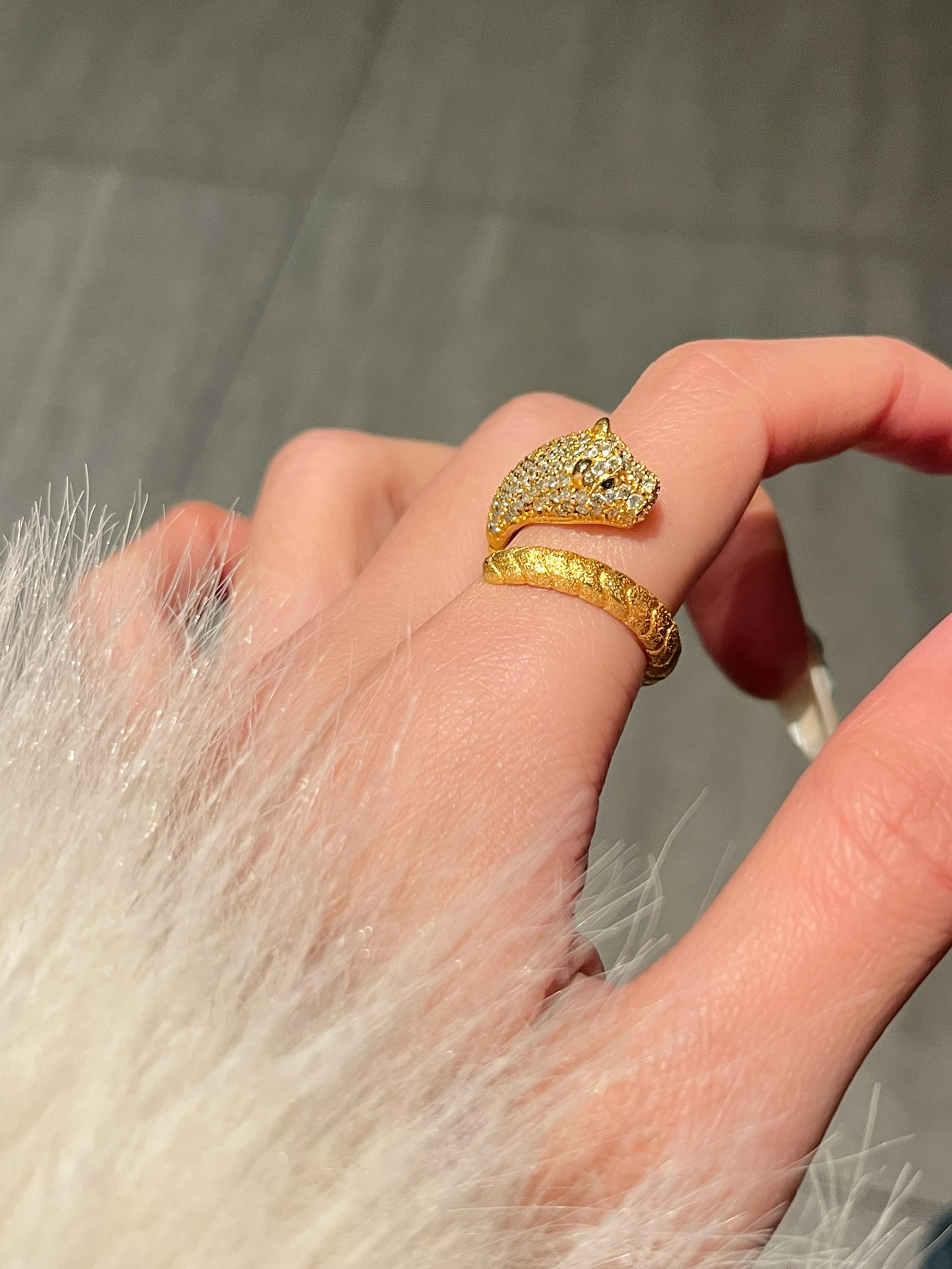 High-End Gold Leopard Ring for Women - Luxurious Old Money Style, Unique Design, Fashionable Light Luxury Index Finger Ring