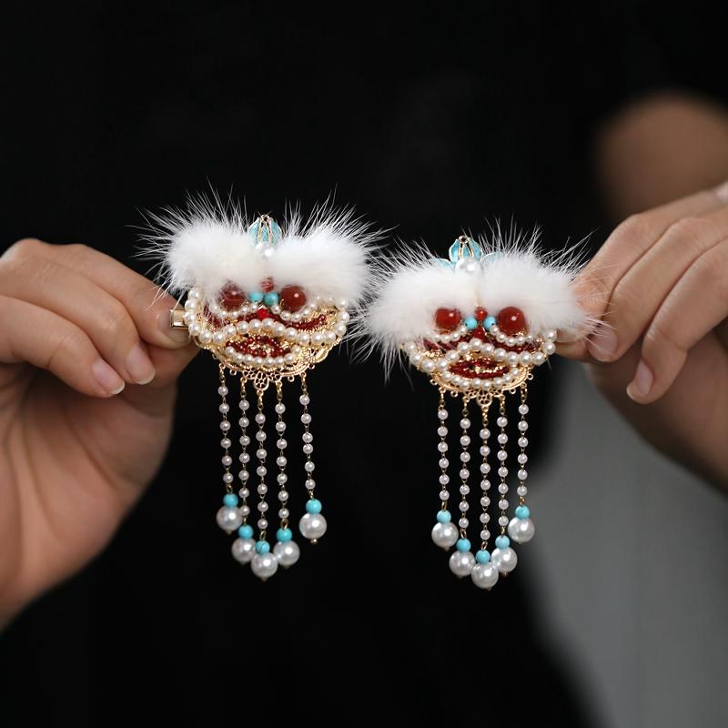 High-End Hanfu Girls' Fluffy Hair Clips - Cute Lion Dance Hairpins, Ancient Style Hair Accessories for Autumn & Winter 2024