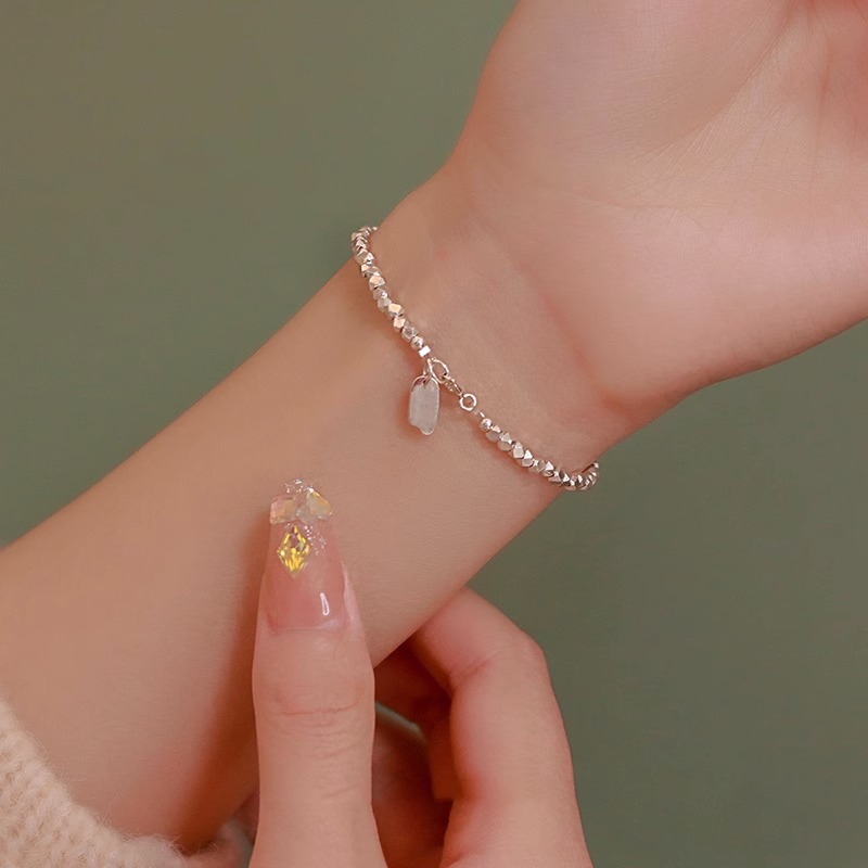 High-End Minimalist Versatile Bracelet Bangle Fashion Jewelry for Chic, Modern Style