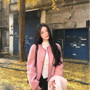 High-End Pink Versatile Coat with Sweet Design - Trendy Temperament Outerwear for Chic Looks