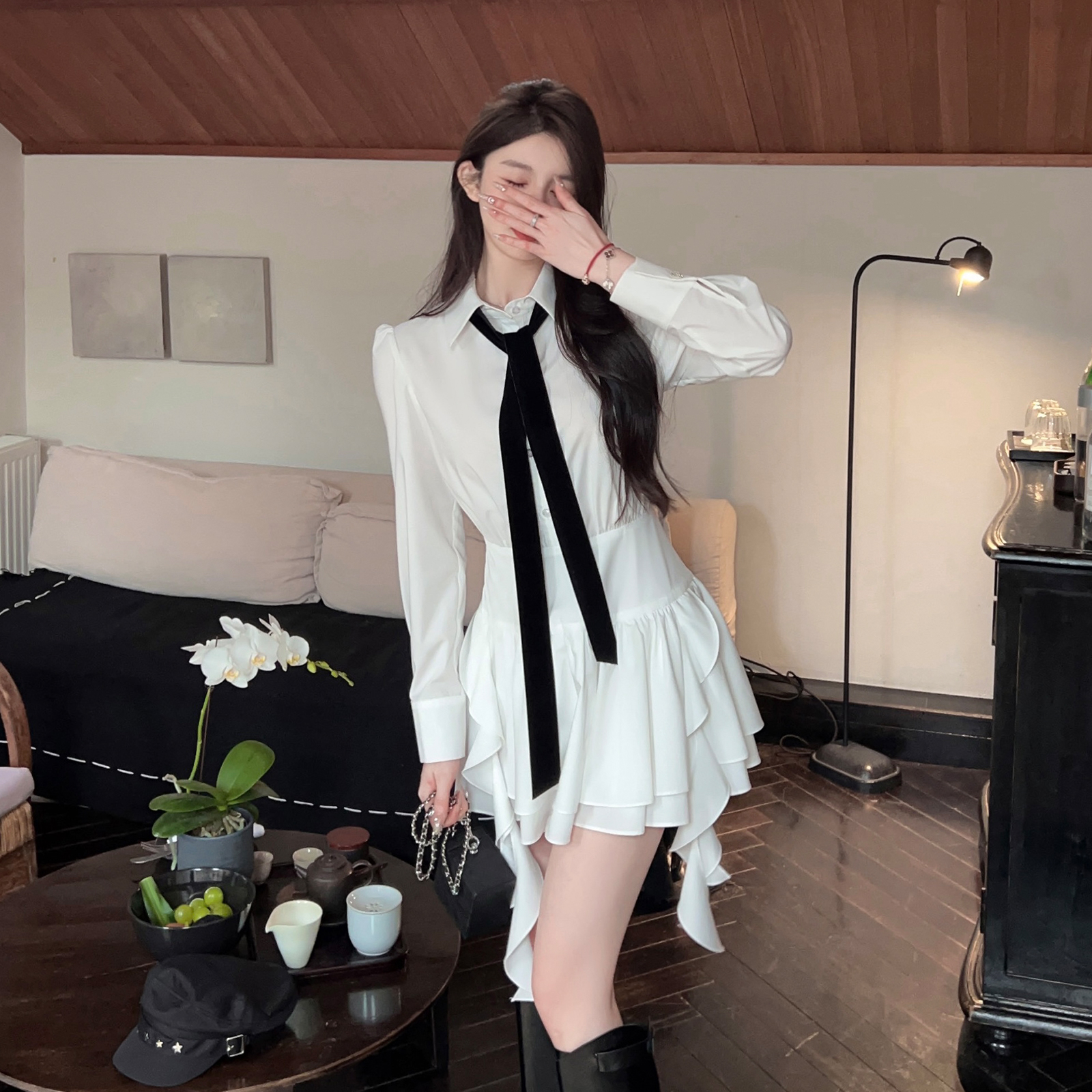 High-End White Long Sleeve Shirt Dress with Waist-Cinching Design - Trendy Autumn Winter Hot Girl Style with Slim Short Skirt
