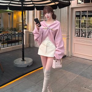 High-End Women's Pure Wool Shawl Coat - Artistic Design for Spring - Elegant and Stylish Outerwear