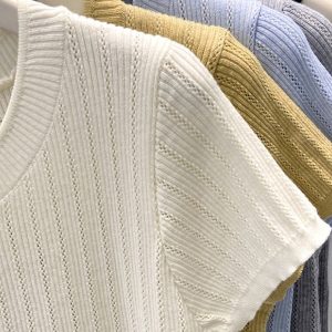 High-End Women's Summer Knitted Shirt - Stylish Yellow Short Sleeve Top with Round Neck Design - Trendy Niche Fashion