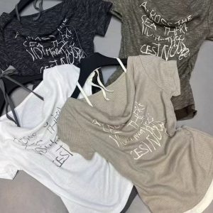 High-End Women's Waist-Cinched Pleated Slim-Fit Short-Sleeve T-Shirt - Trendy Fashion Essential for Chic Outfits