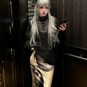 High-Neck Knitted Sweater and Fishtail Skirt Two-Piece Set for Women - Loose Lazy Style Autumn/Winter Fashion