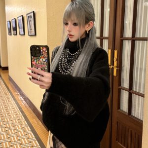 High-Neck Knitted Sweater and Fishtail Skirt Two-Piece Set for Women - Loose Lazy Style Autumn/Winter Fashion