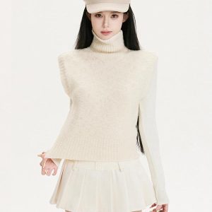 High-Neck Lapel Knitted Sweater Vest - 2-Color Versatile Top for Autumn and Winter Fashion