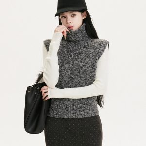 High-Neck Lapel Knitted Sweater Vest - 2-Color Versatile Top for Autumn and Winter Fashion