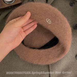 High-Quality Angora Rabbit Fur Beret Hat for Women - 2024 Painter Style, Face-Slimming Design, Trendy Fashion Accessory