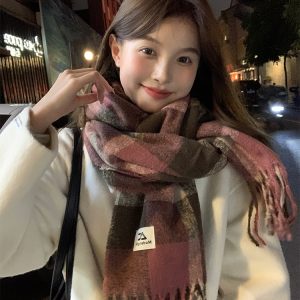 High-Quality Checkered Scarf for Women - Thick Warm Neck Warmer in Korean Style for Winter 2023