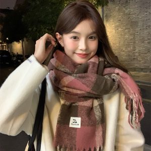 High-Quality Checkered Scarf for Women - Thick Warm Neck Warmer in Korean Style for Winter 2023