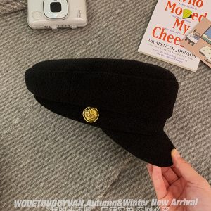 High-Quality Women's Wool Newsboy Cap with Gold Buckle - Eight-Sided Painter Hat for Winter 2023, Vintage Style
