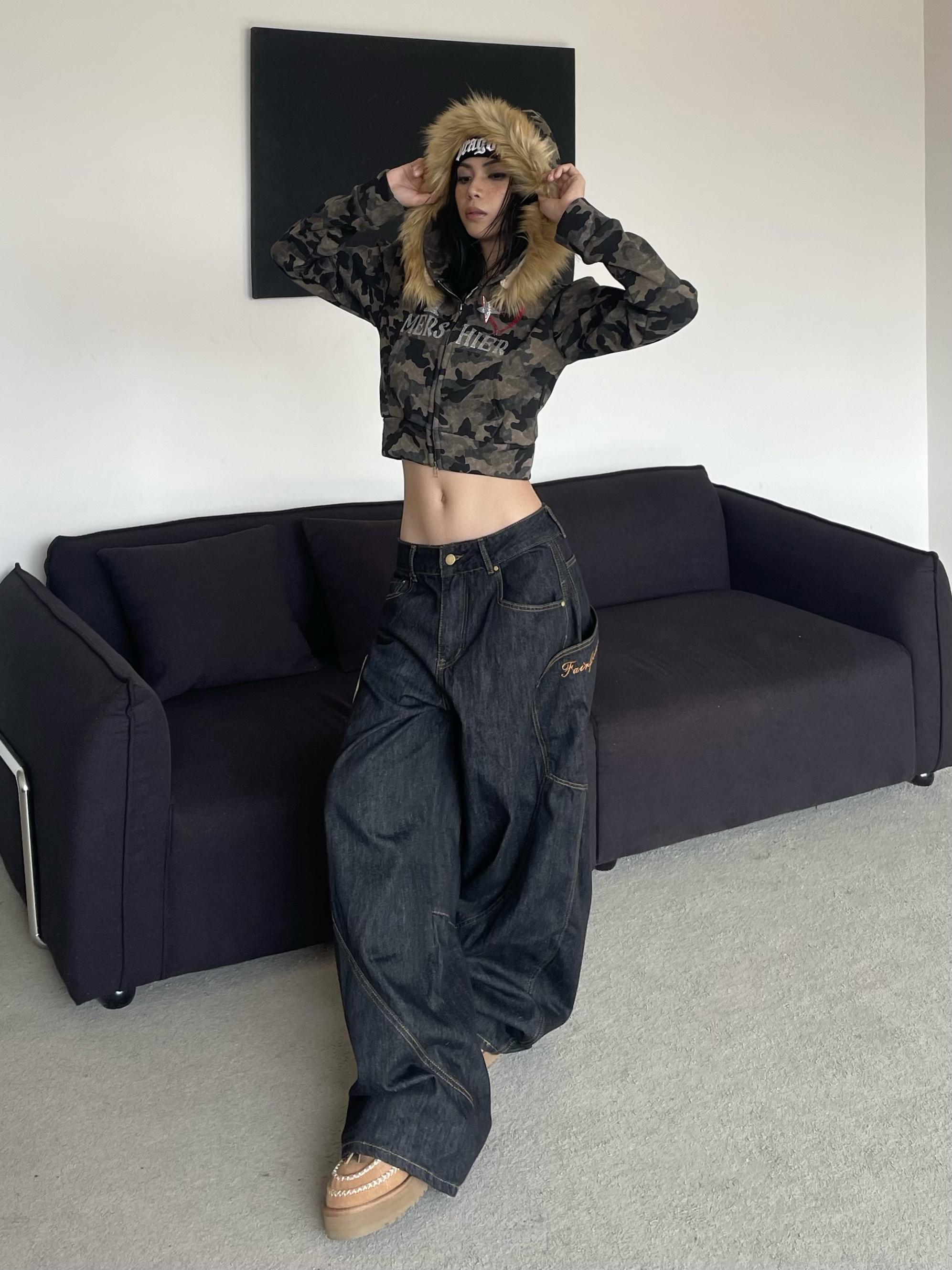 High Street Vibe Wide-Leg Denim Pants with Big Pocket Patchwork and Curved Knife Detail, Hip-Hop Inspired American Plaid Design