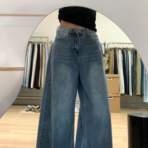 High-Waisted Blue Lightweight Wide-Leg Jeans for Women, Summer Style, Loose Fit, Flattering Straight-Leg Floor-Length Pants