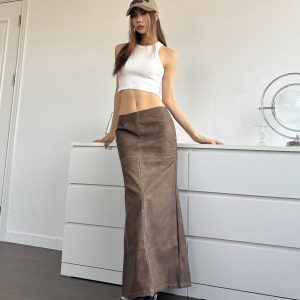 High-Waisted Bodycon Leather Skirt - Retro American Style Mid-Length A-Line with Split Design in Maillard Brown