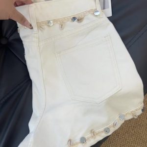 High-Waisted Denim Shorts with Shell Pendant Design for Women - Trendy Slimming Ethnic Style Hot Pants for Summer 2025
