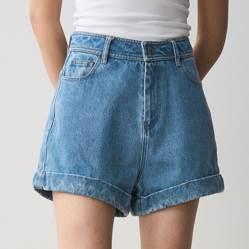 High-Waisted Flat Denim Shorts for Women - Versatile Slimming Casual Summer Style 2024